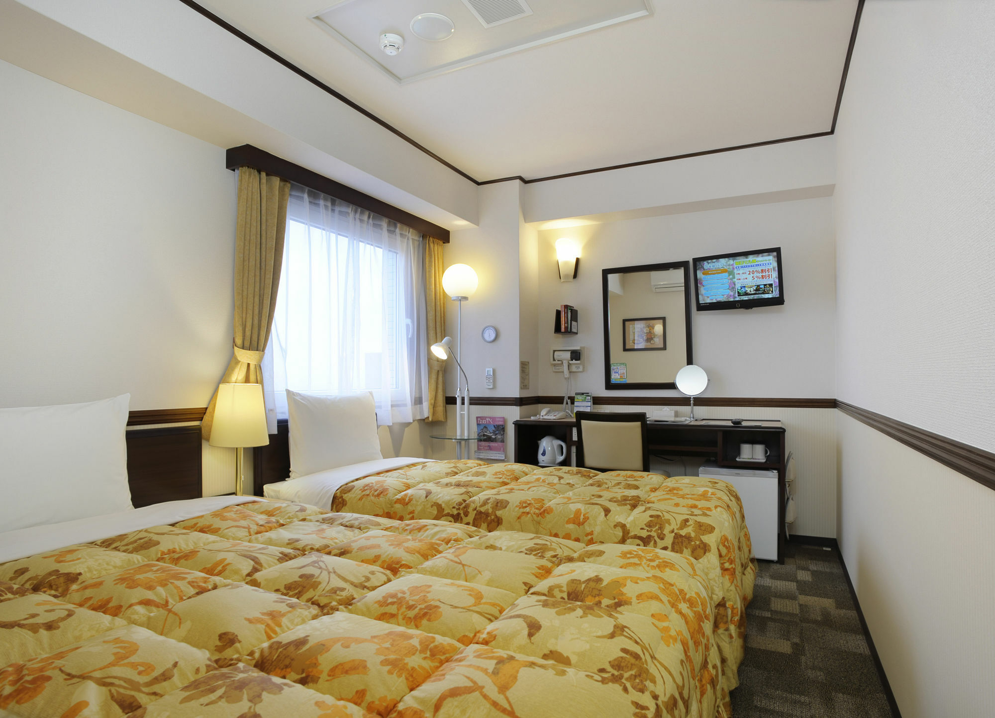 Toyoko Gojo Omiya Hotel 3*